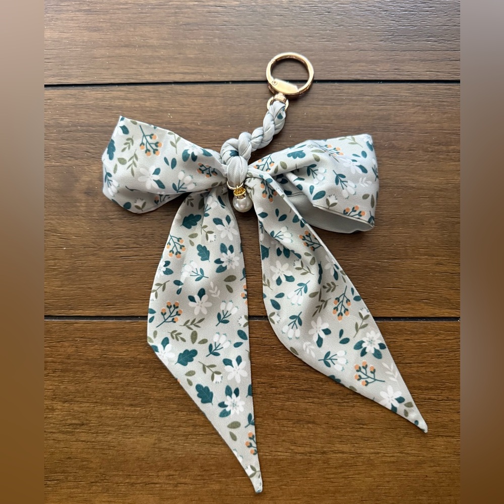Floral Bow Keychain